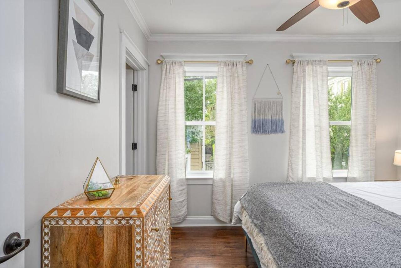 Bohemian Carriage House Villa Savannah Exterior photo
